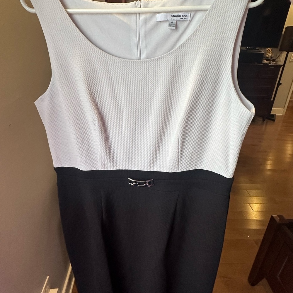 Studio One Two-Tone Black and White Midi Dress
